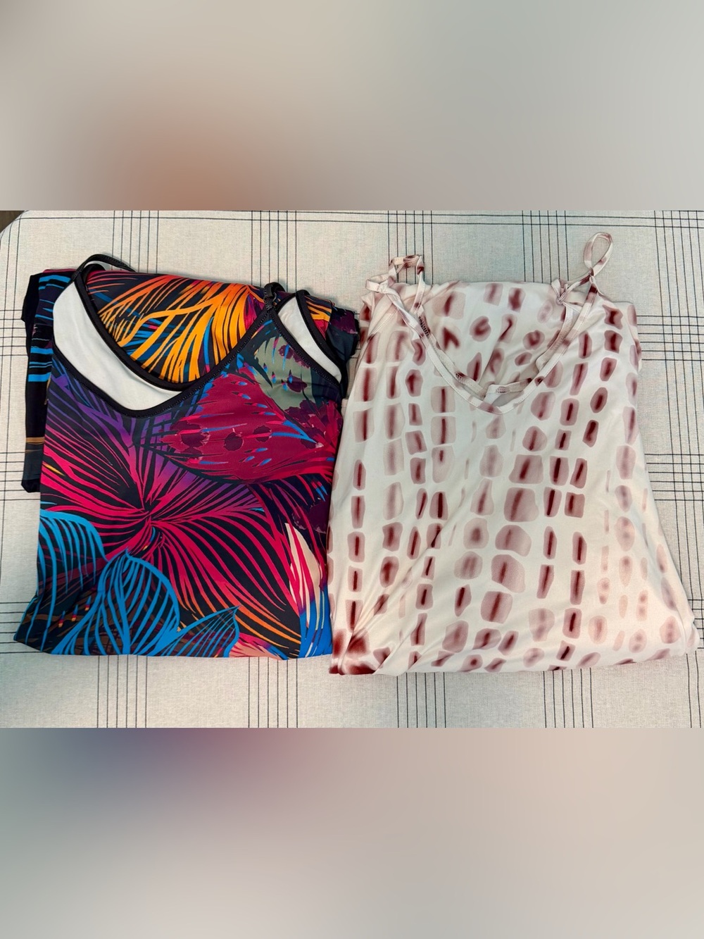 Bundle of 2 Women’s XL Maxi Dresses Adjustable Straps & Pockets